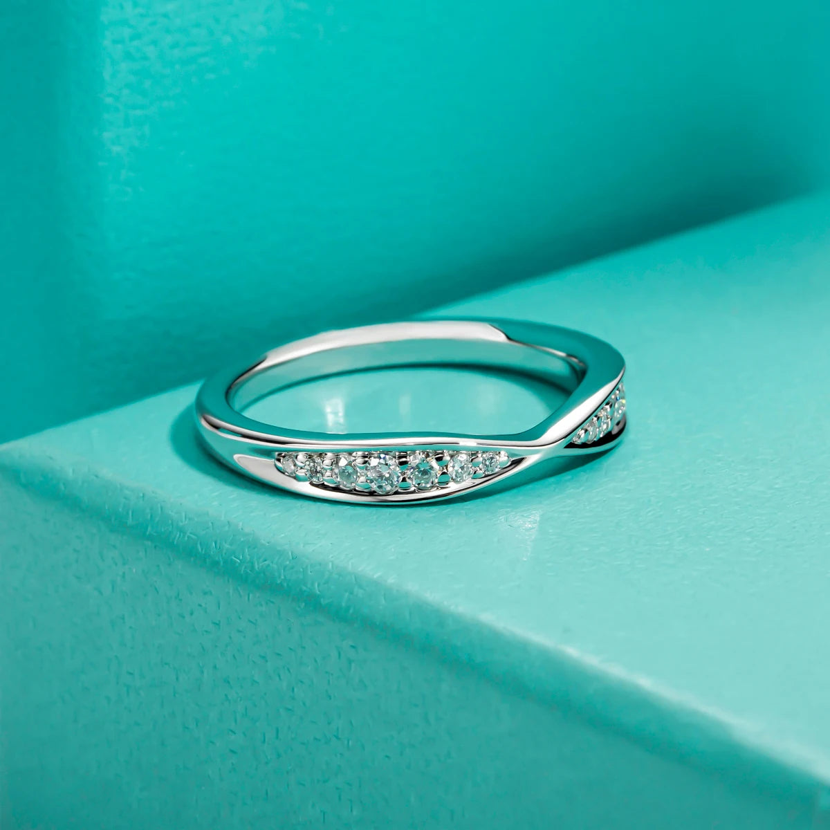 Bow Tie Moissanite Wedding Band Ring