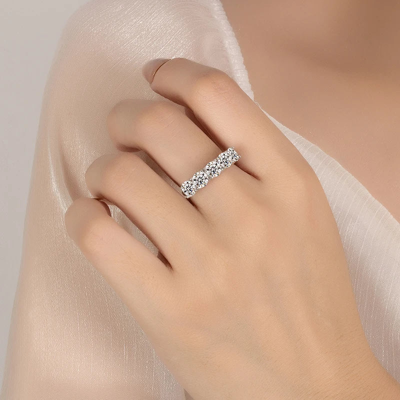 Delilah 2.5/5CT Moissanite Ring