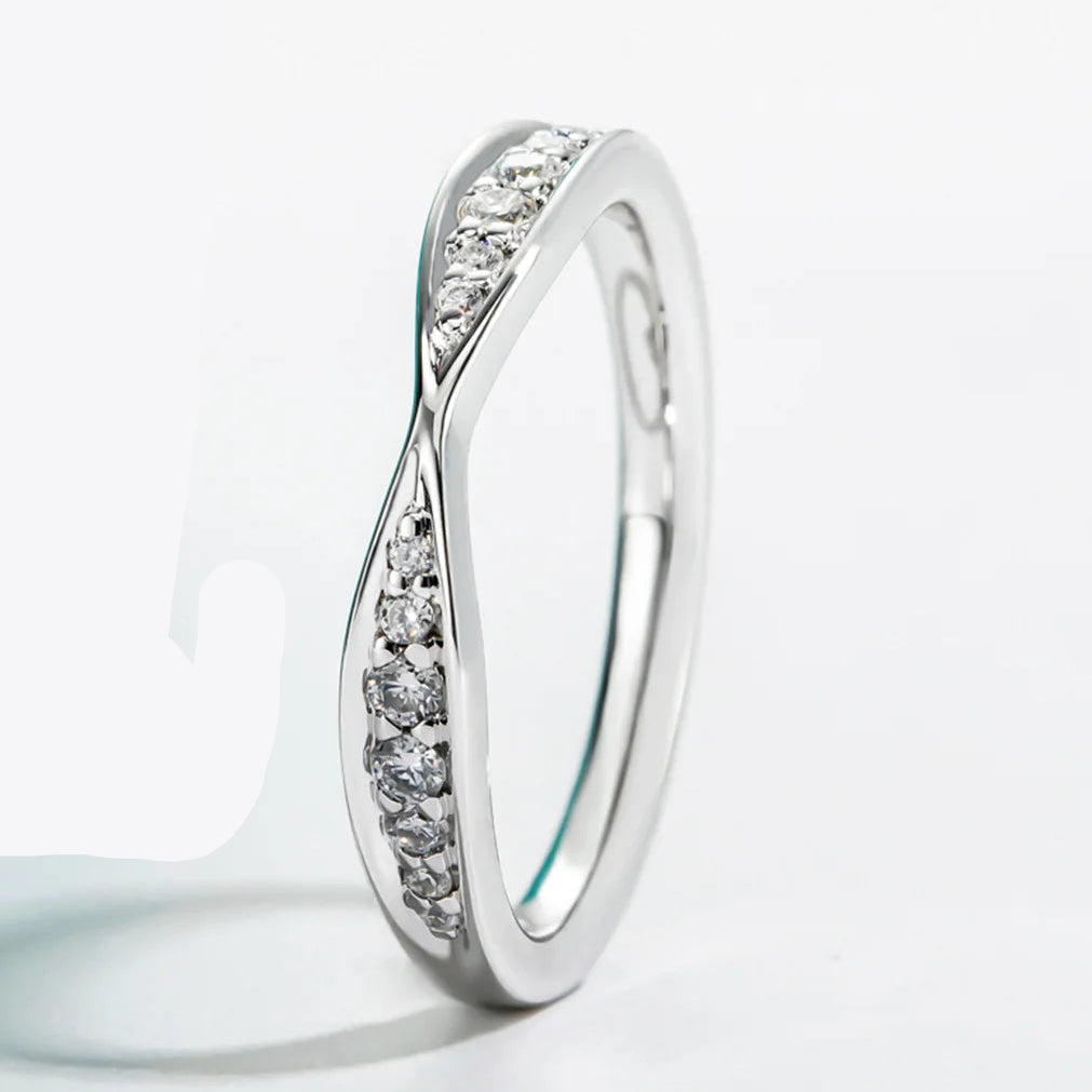 Bow Tie Moissanite Wedding Band Ring