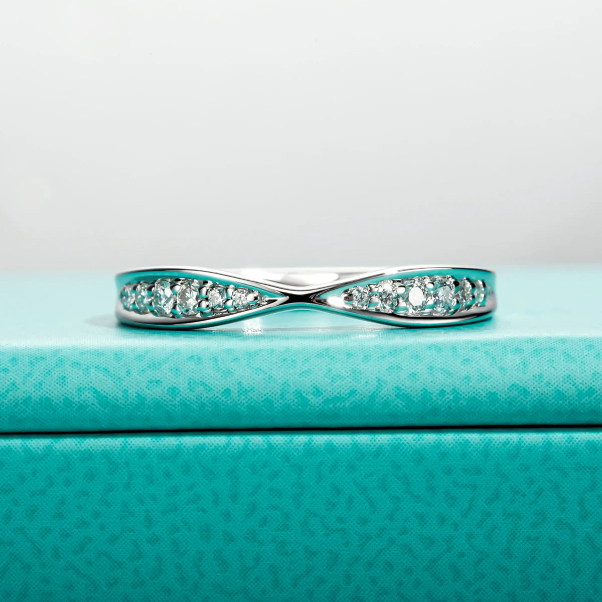 Bow Tie Moissanite Wedding Band Ring